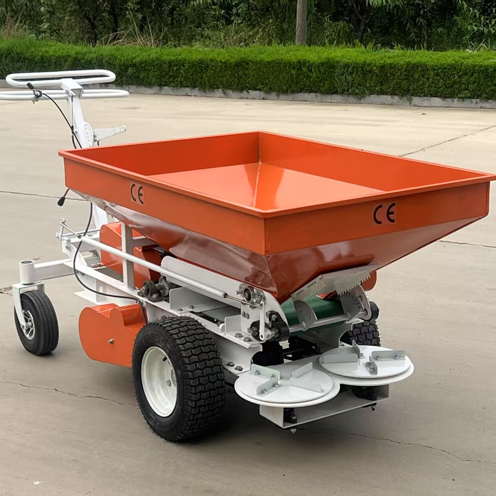 Self-propelled compost spreade - Farming Year 评论和价格